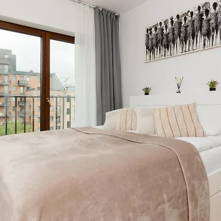 Apartment Stylish One Bedroom In By Renters *