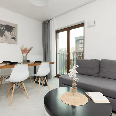 Stylish One Bedroom In By Renters Apartment Warsaw