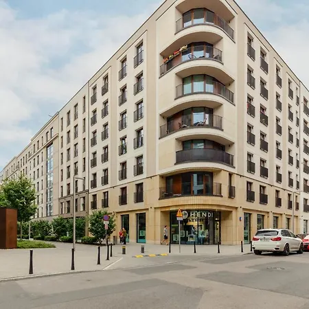 Stylish One Bedroom In By Renters *